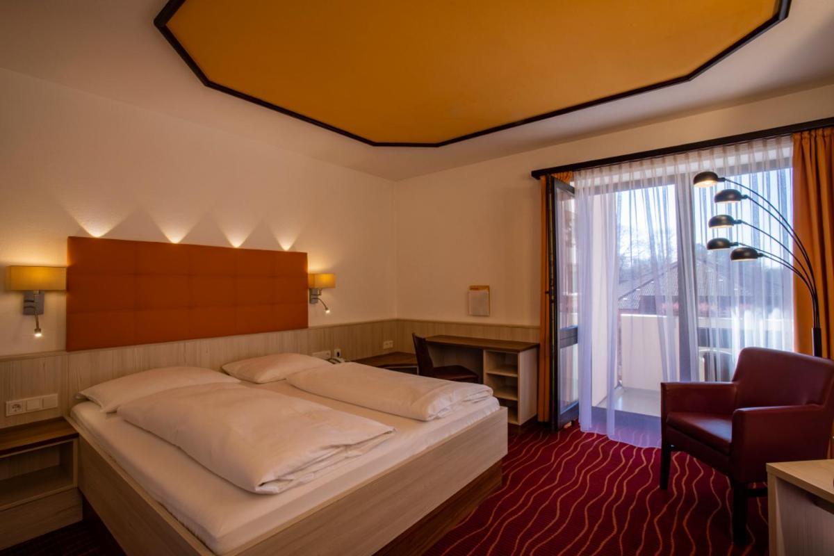 Hotel Am Kurpark Бад-Херсфельд Экстерьер фото