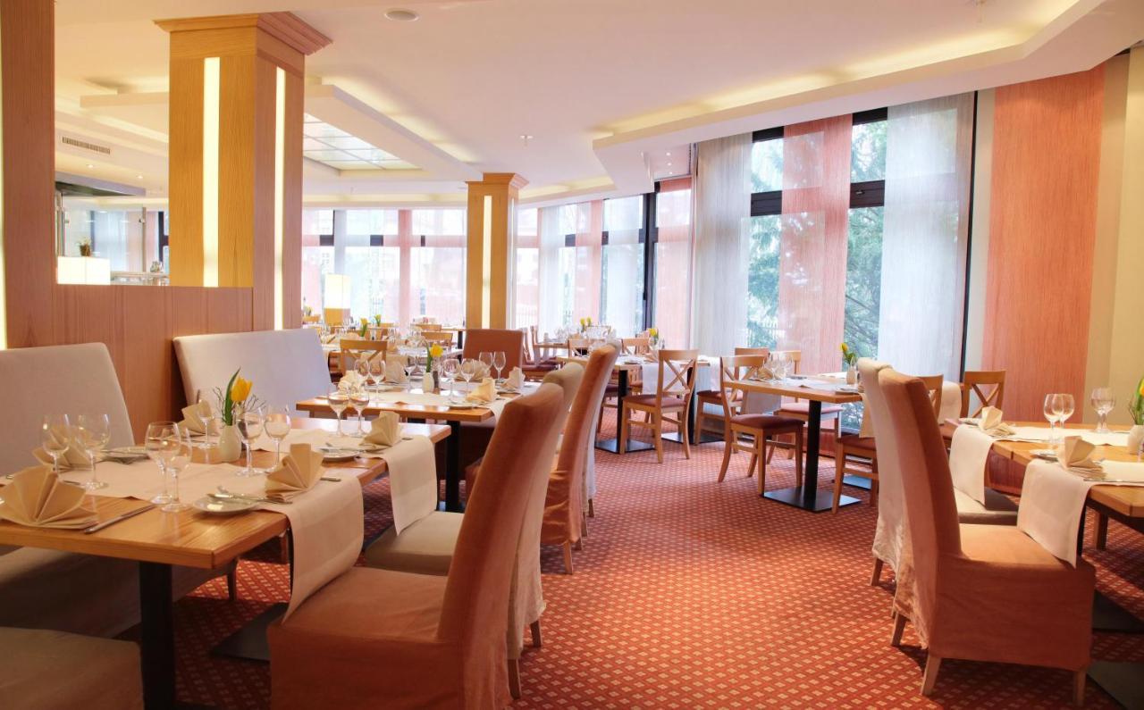 Hotel Am Kurpark Бад-Херсфельд Экстерьер фото