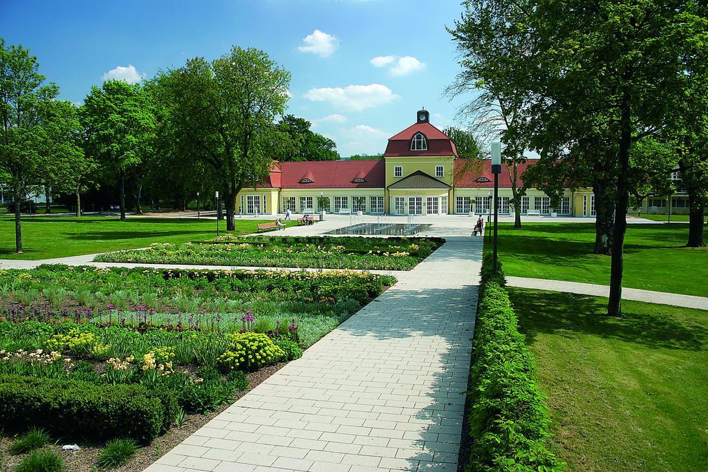 Hotel Am Kurpark Бад-Херсфельд Экстерьер фото